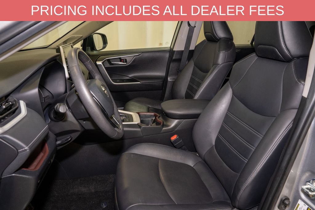 Used 2021 Toyota RAV4 Limited AWD/4WD image 12