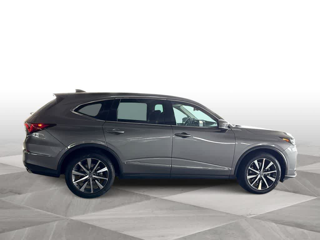 Used 2025 Acura MDX FWD w/ Technology Package image 9
