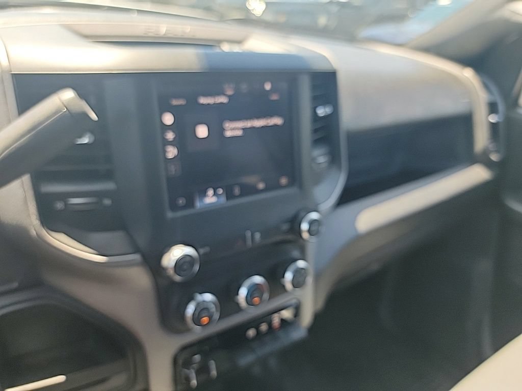 Used 2024 RAM 3500 Tradesman w/ Chrome Appearance Group AWD/4WD image 17