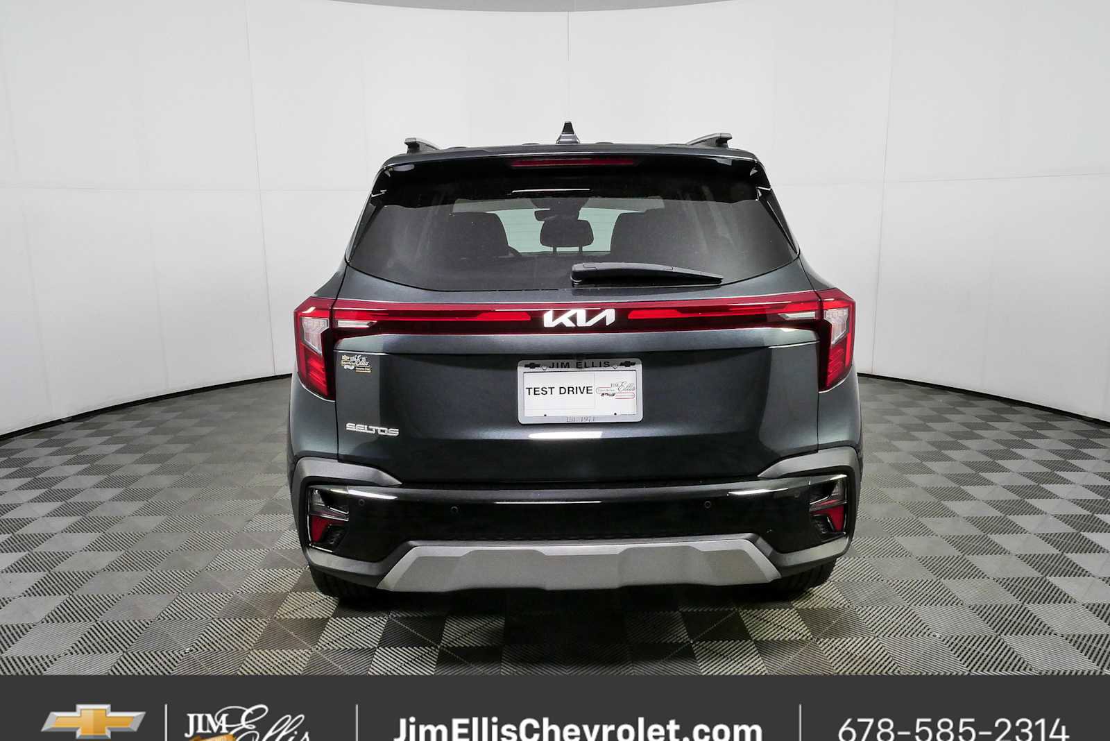 Used 2025 Kia Seltos EX FWD image 28