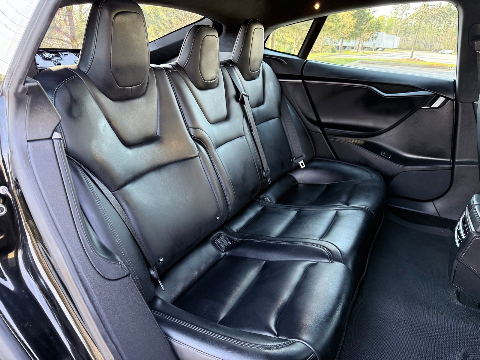 Used 2019 Tesla Model S Long Range image 35