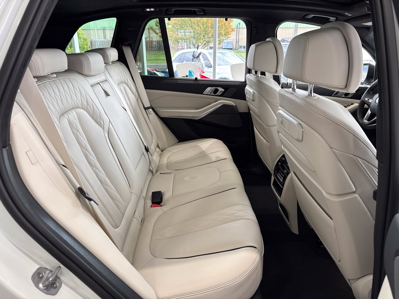 Used 2026 BMW X5 xDrive40i w/ Executive Package AWD/4WD image 43