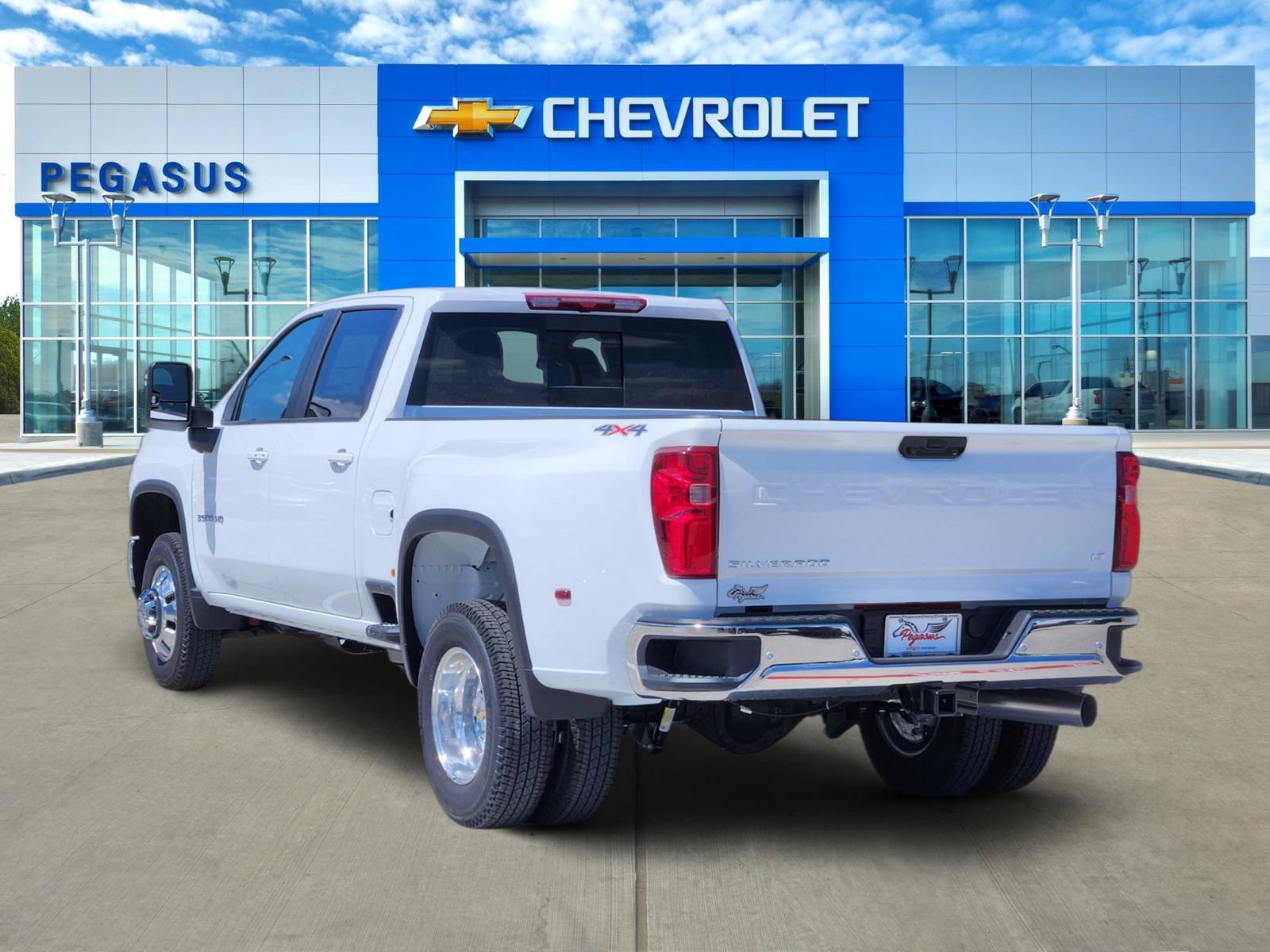 New 2026 Chevrolet Silverado 3500 LT w/ Safety Package AWD/4WD image 4