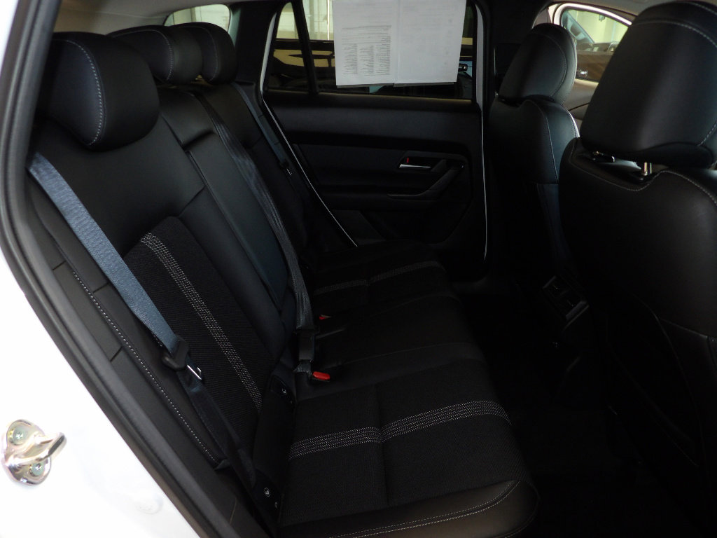 Certified 2025 MAZDA CX-50 AWD 2.5 S w/ Cargo Package image 17