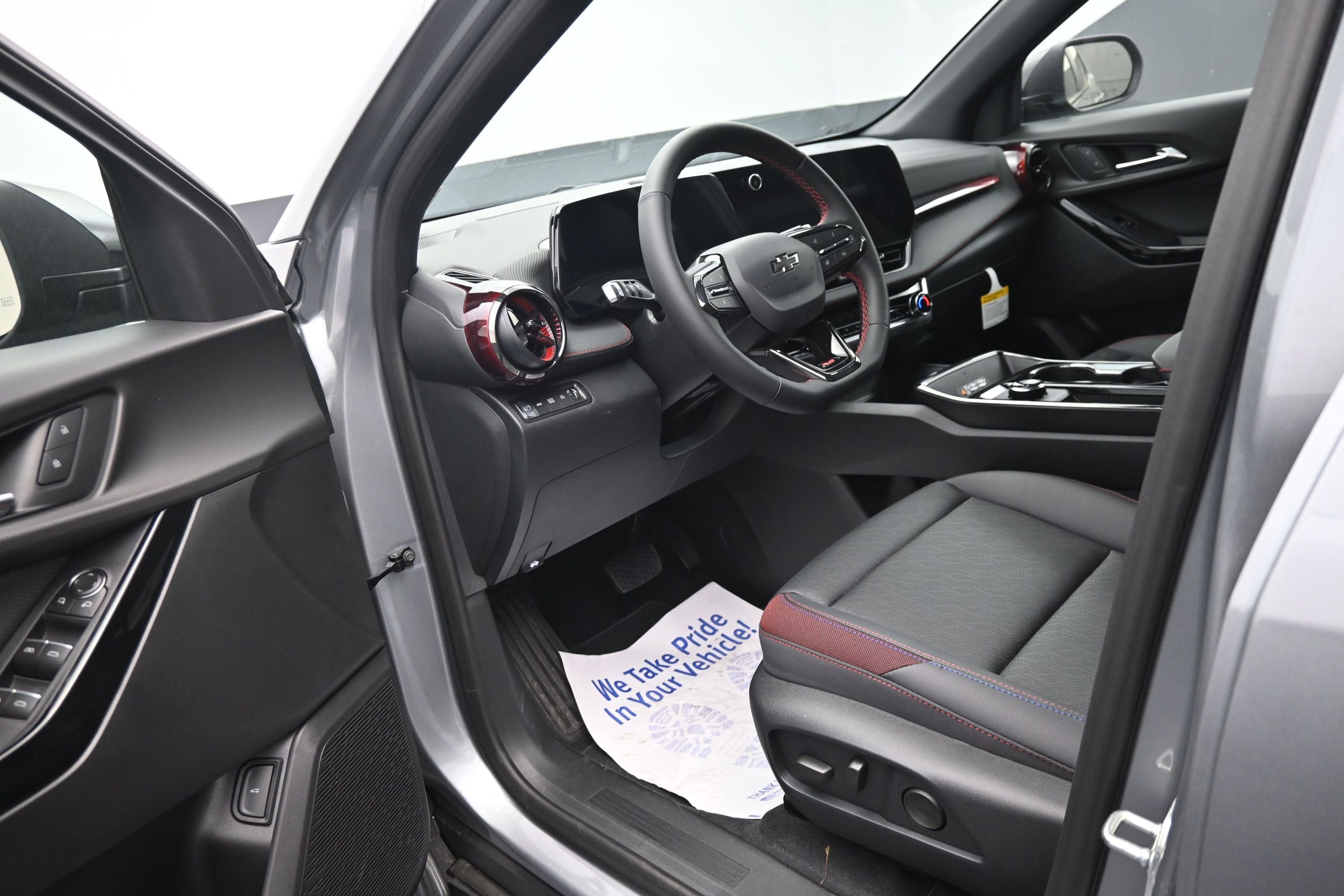 New 2026 Chevrolet Equinox RS w/ Safety and Technology Package AWD/4WD image 9
