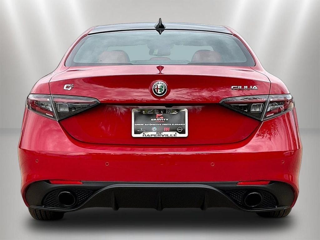 New 2025 Alfa Romeo Giulia AWD w/ Driving Assist Package image 4