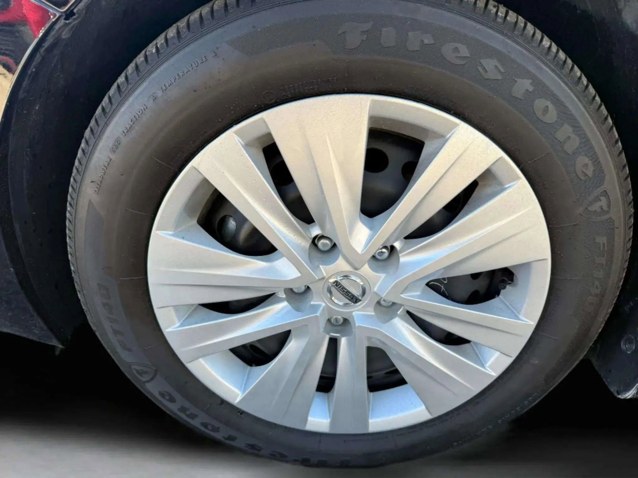 Used 2023 Nissan Sentra S image 27