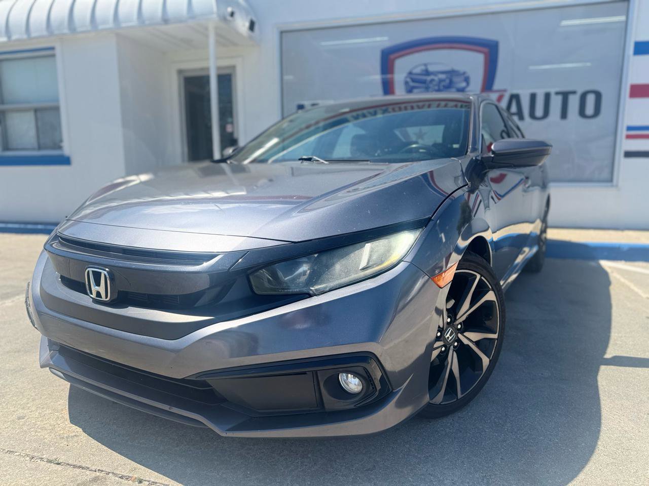 Used 2020 Honda Civic Sport image 4