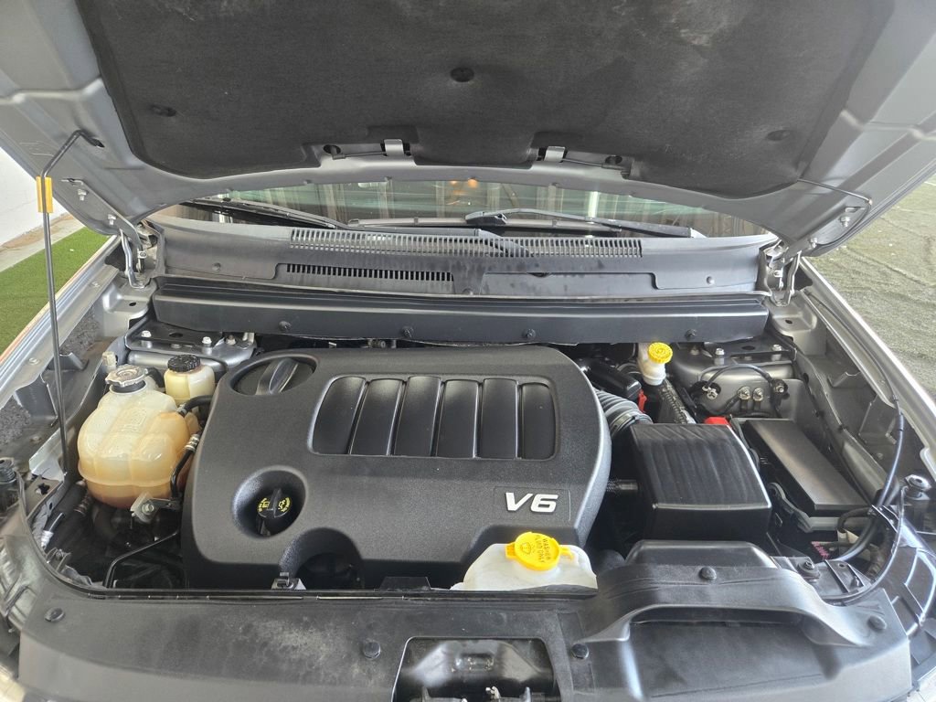 Used 2018 Dodge Journey SXT image 43