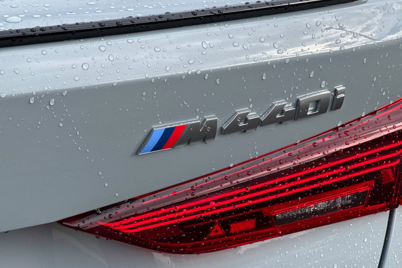 Used 2026 BMW M440i Coupe w/ Premium Package RWD image 39
