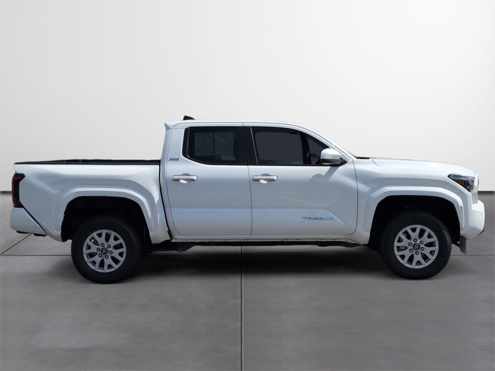 Certified 2025 Toyota Tacoma SR5 RWD image 6