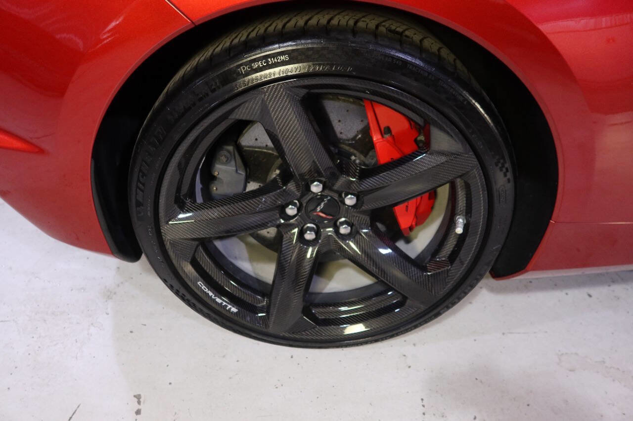 Used 2024 Chevrolet Corvette Z06 w/ Z07 Performance Package image 35