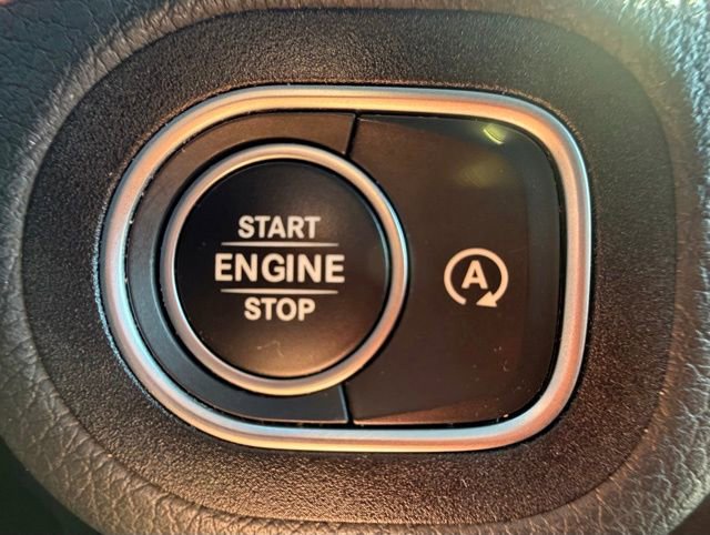 Used 2023 Mercedes-Benz GLE 350 4MATIC image 24