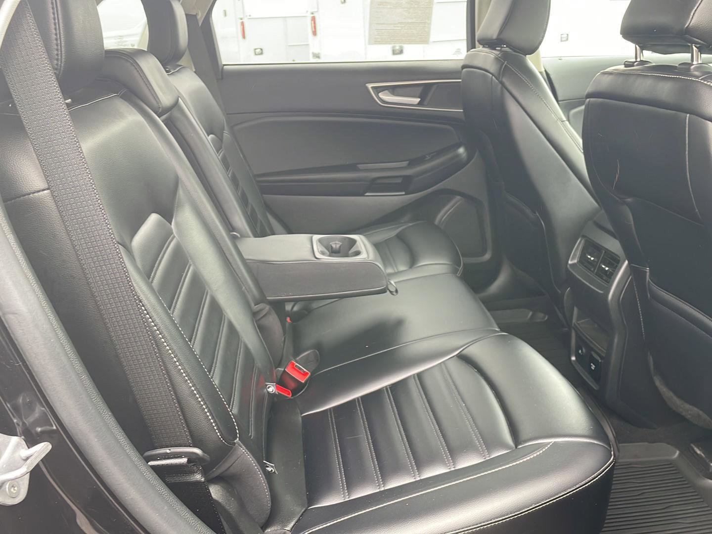 Used 2023 Ford Edge SEL w/ Convenience Package AWD/4WD image 28