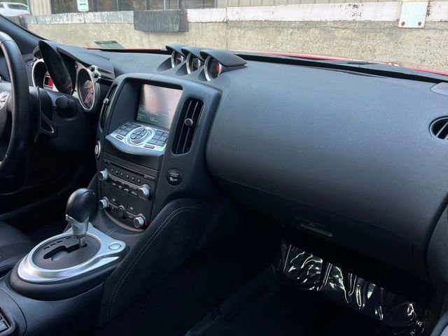Used 2019 Nissan 370Z Touring image 16