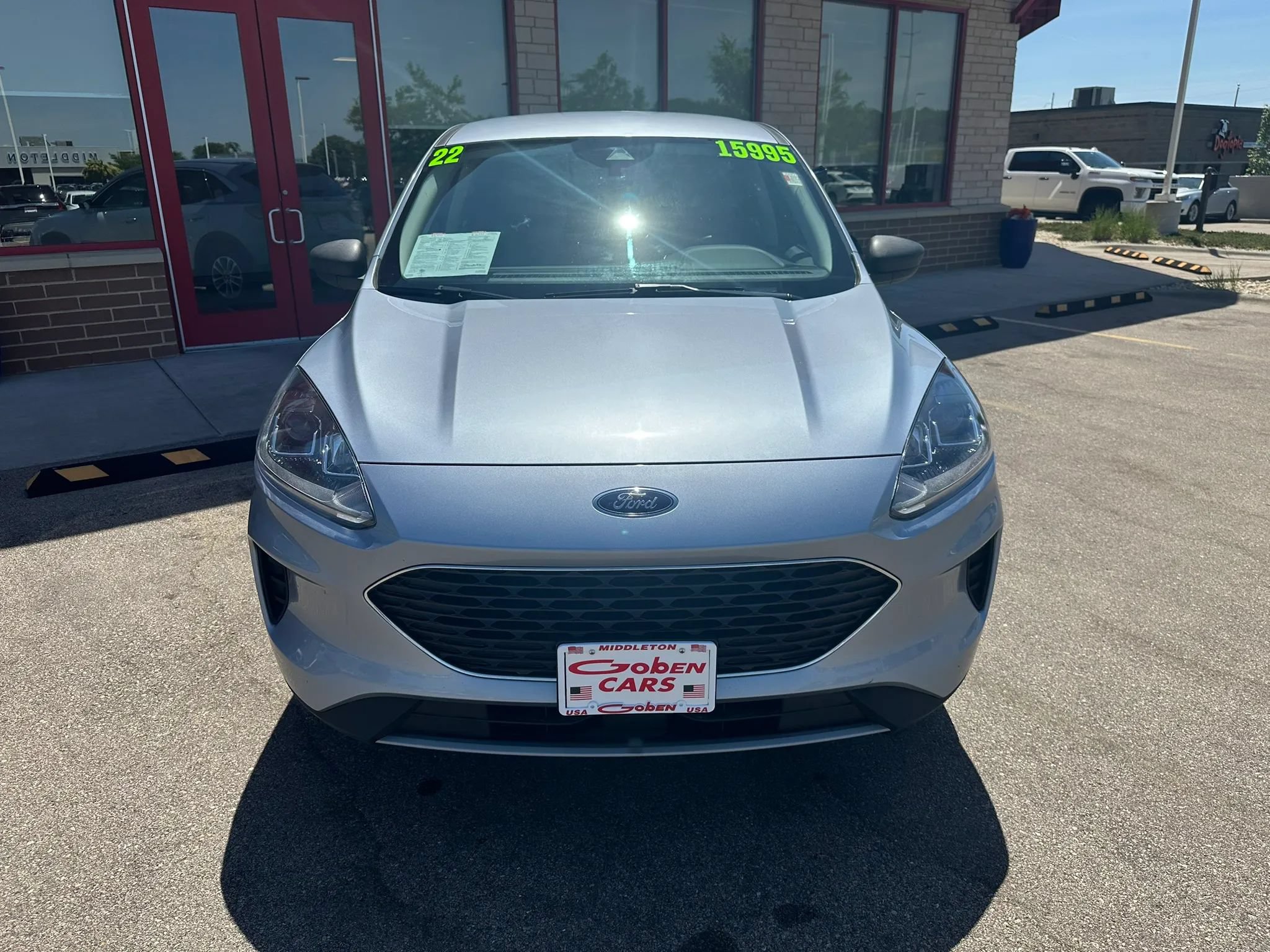 Used 2022 Ford Escape SE AWD/4WD image 2