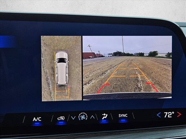 New 2026 Chevrolet Suburban LS RWD image 13