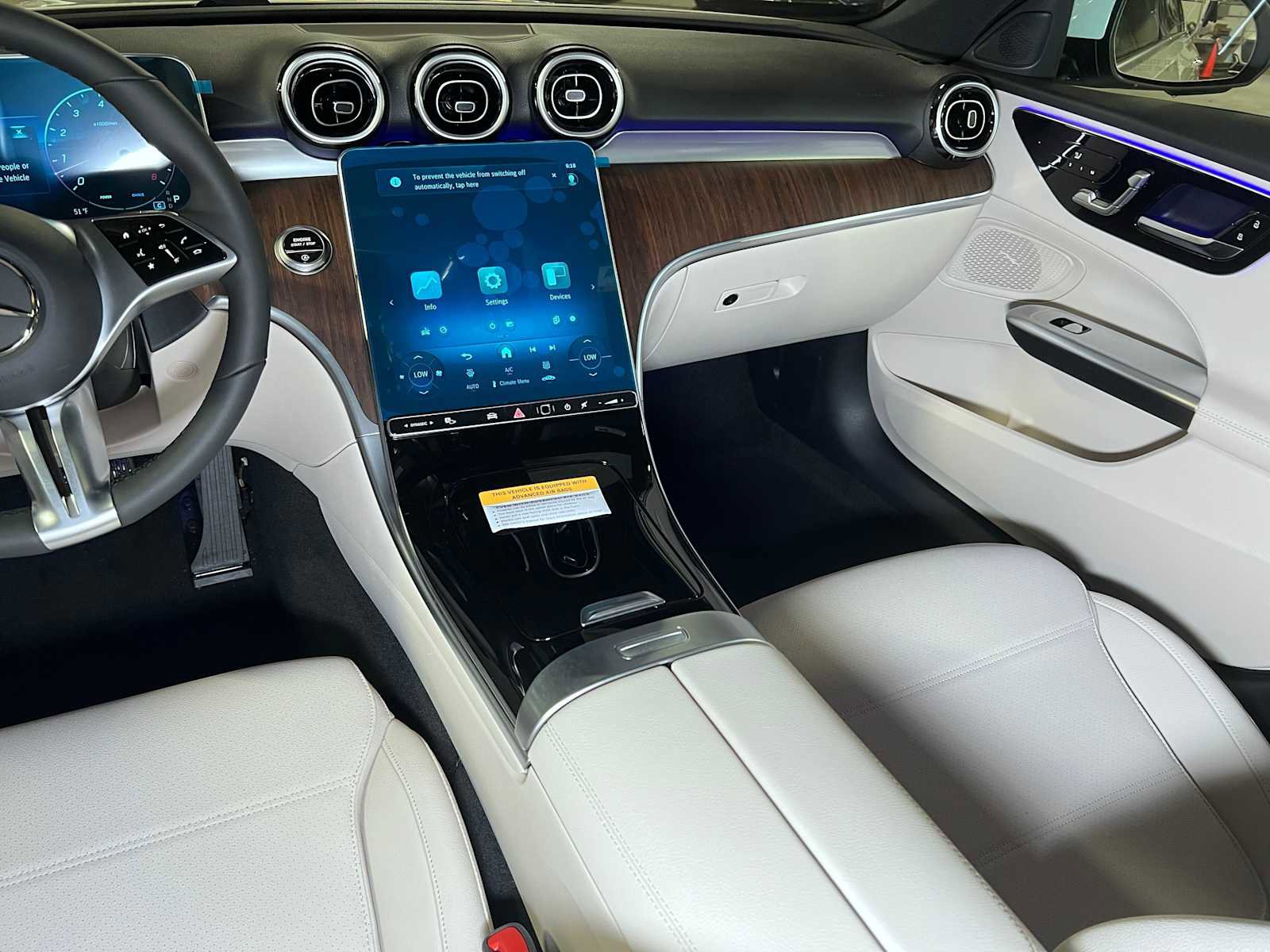 Used 2025 Mercedes-Benz C 300 4MATIC Sedan image 30