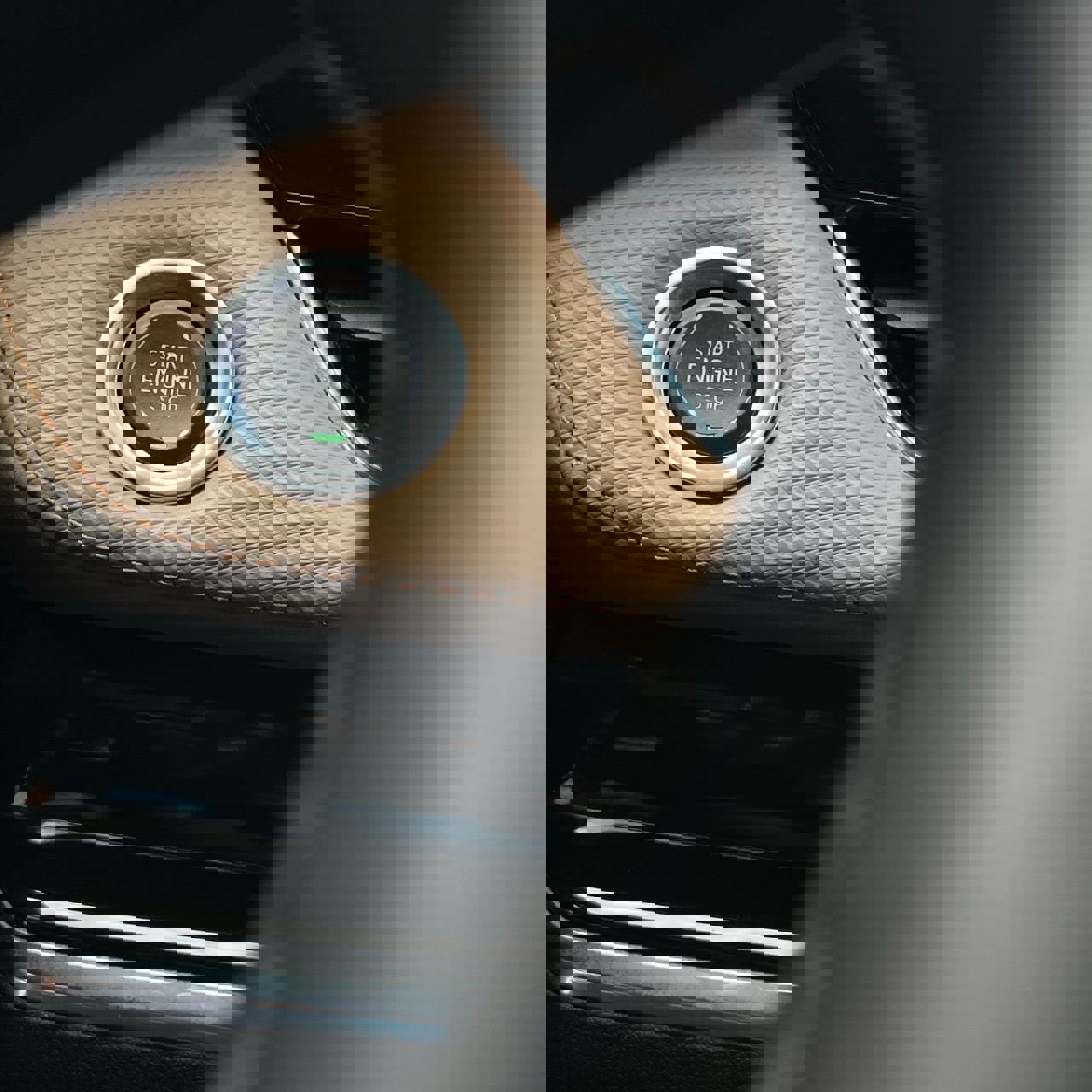 Certified 2025 Chevrolet Equinox ACTIV w/ Safety and Technology Package image 17