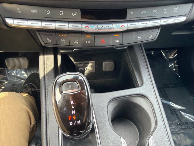Used 2020 Cadillac XT4 Premium Luxury AWD/4WD image 37
