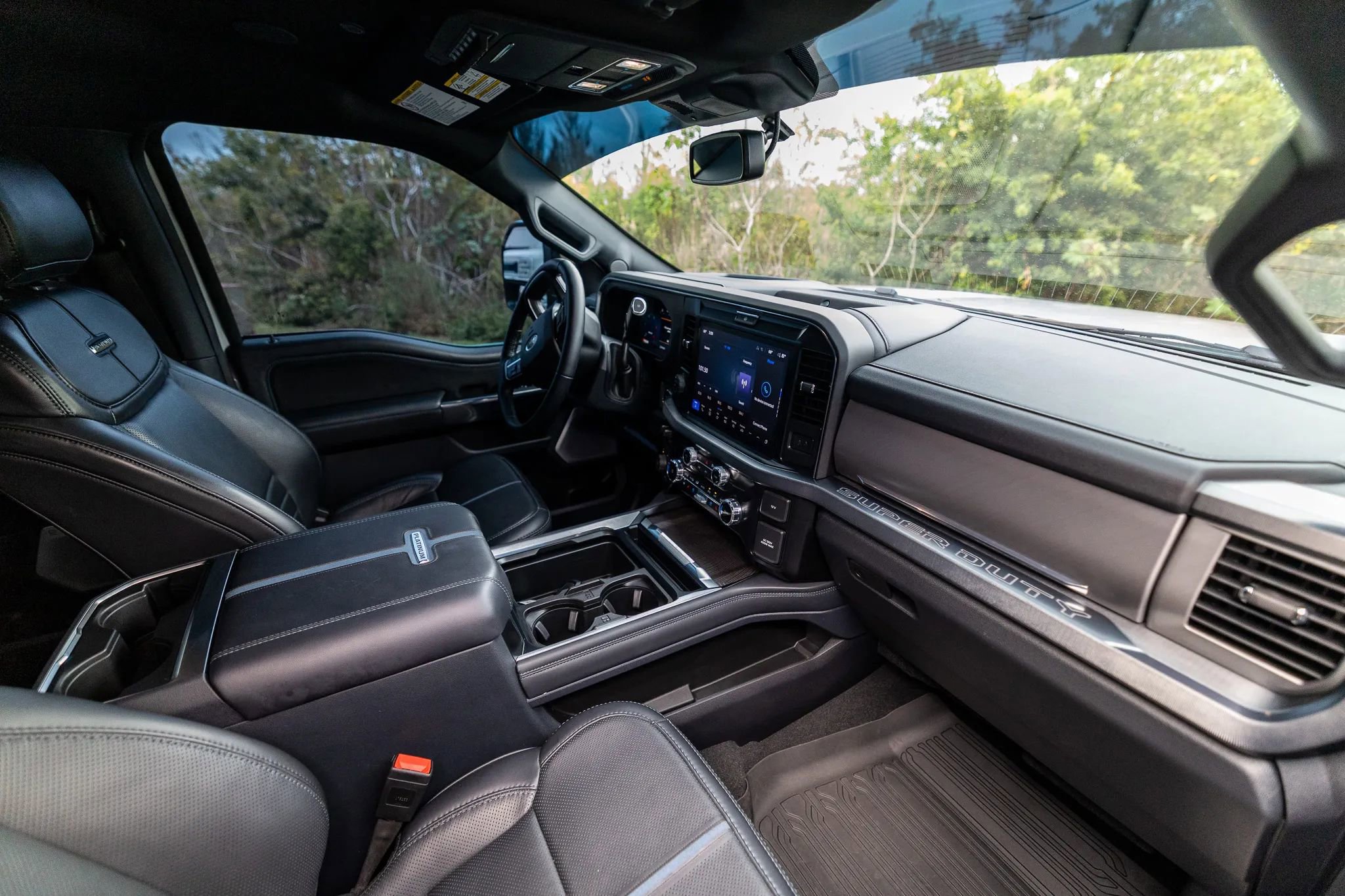 Used 2025 Ford F250 Platinum image 12