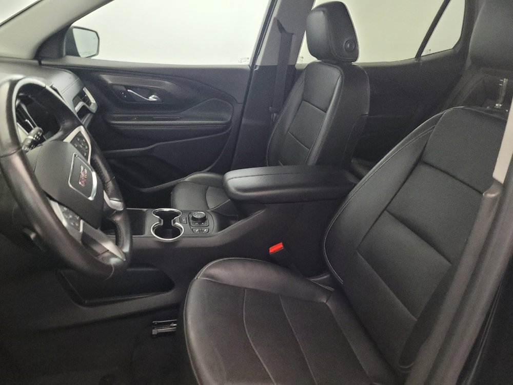 Used 2022 GMC Terrain SLT w/ Tech Package image 17