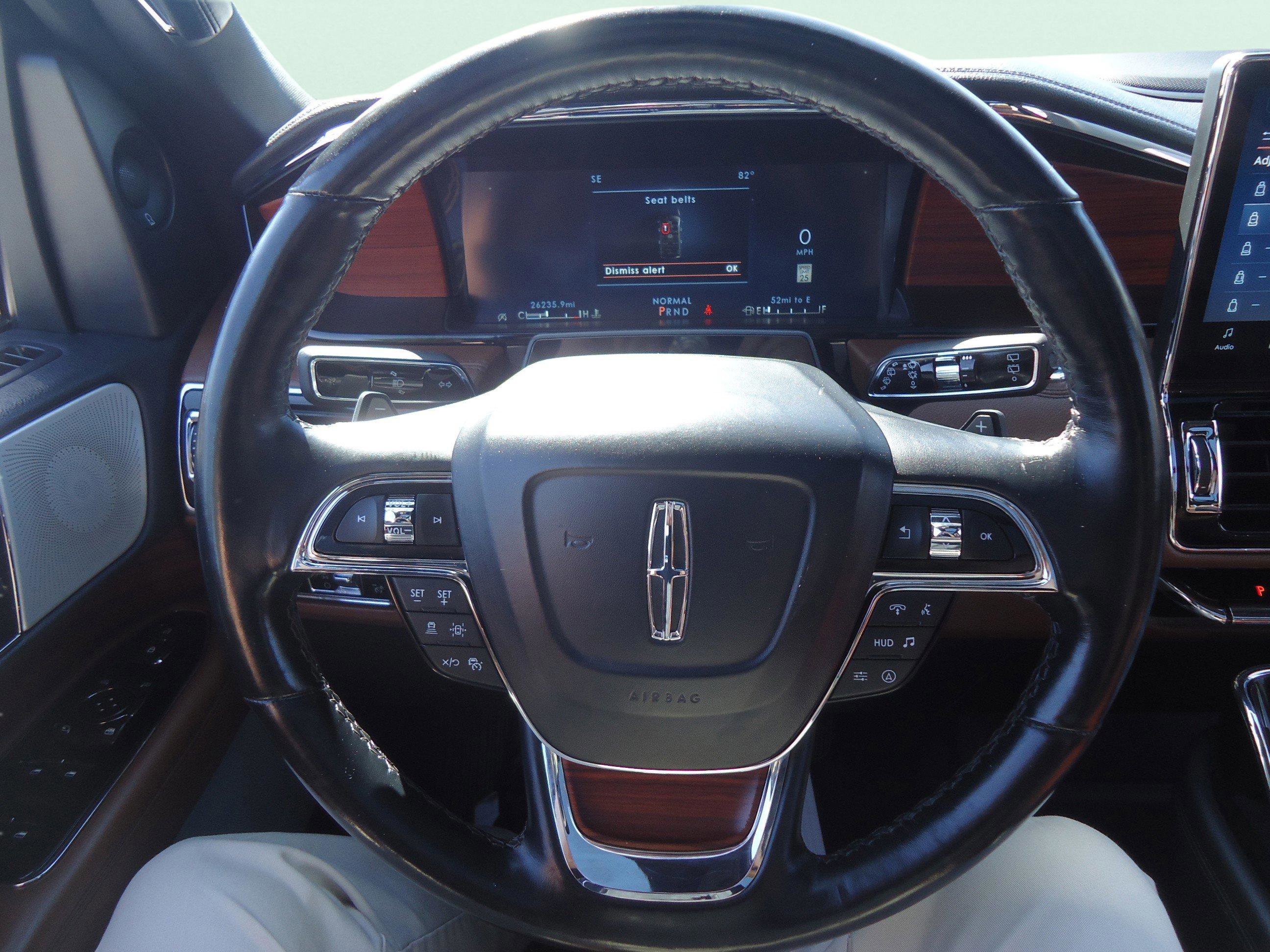 Used 2024 Lincoln Navigator L Reserve AWD/4WD image 12