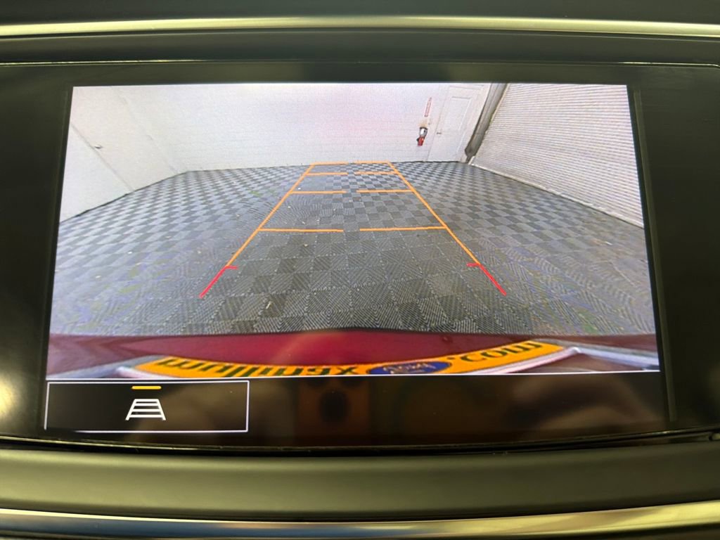 Used 2023 Buick Enclave Essence image 26