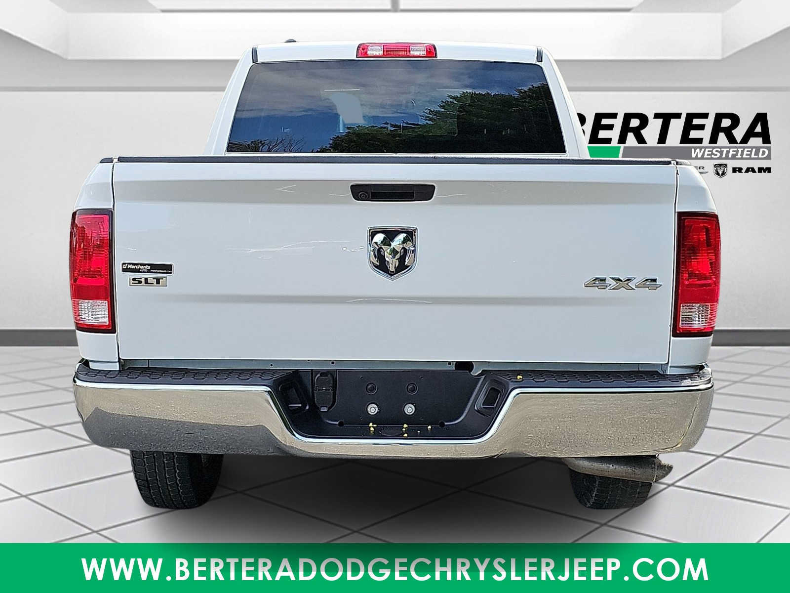 Used 2022 RAM 1500 Classic SLT AWD/4WD image 5