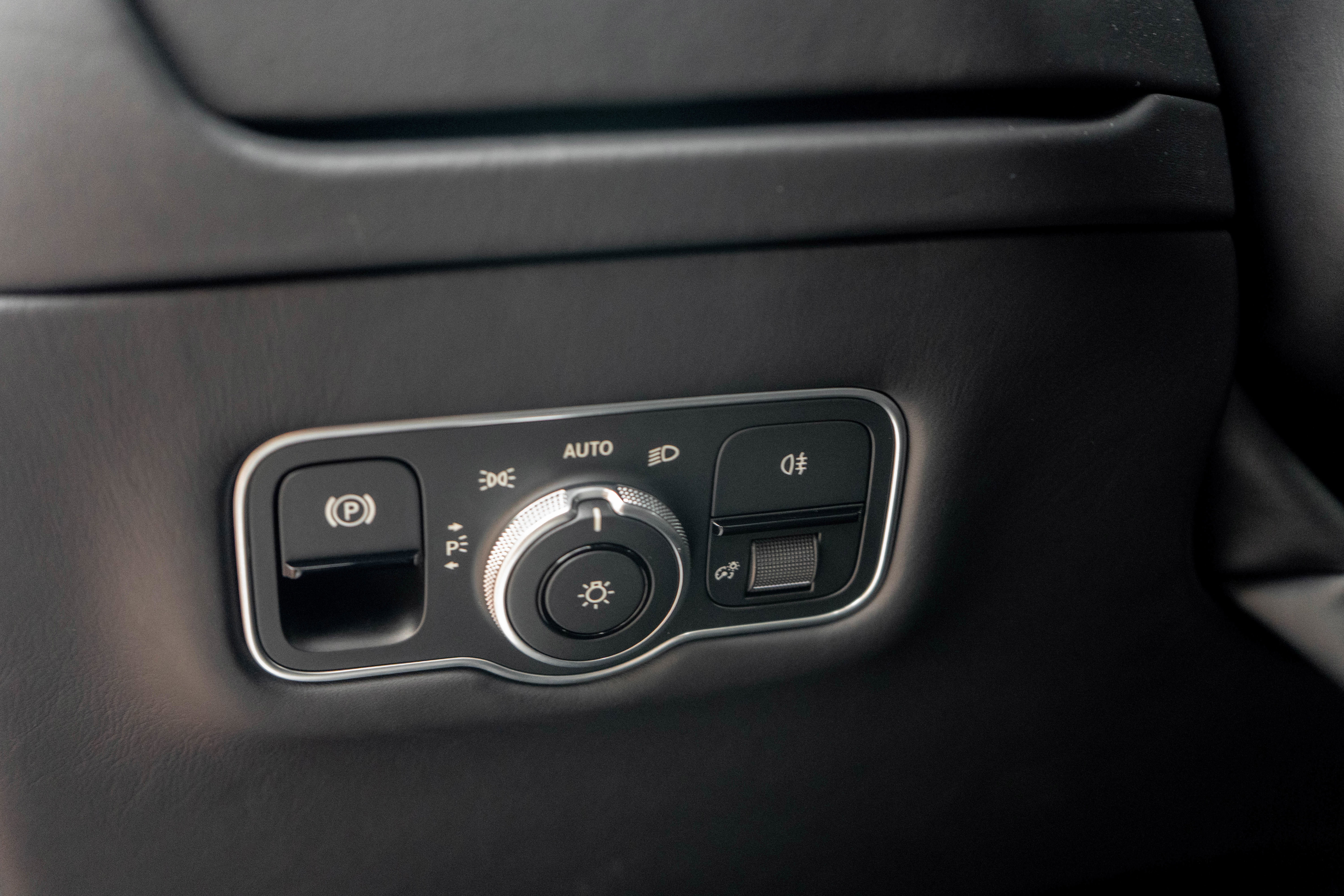 New 2026 Aston Martin DB12 Coupe image 15