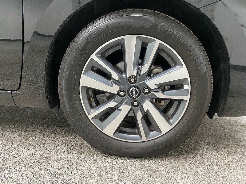 Used 2023 Nissan Versa SV image 22