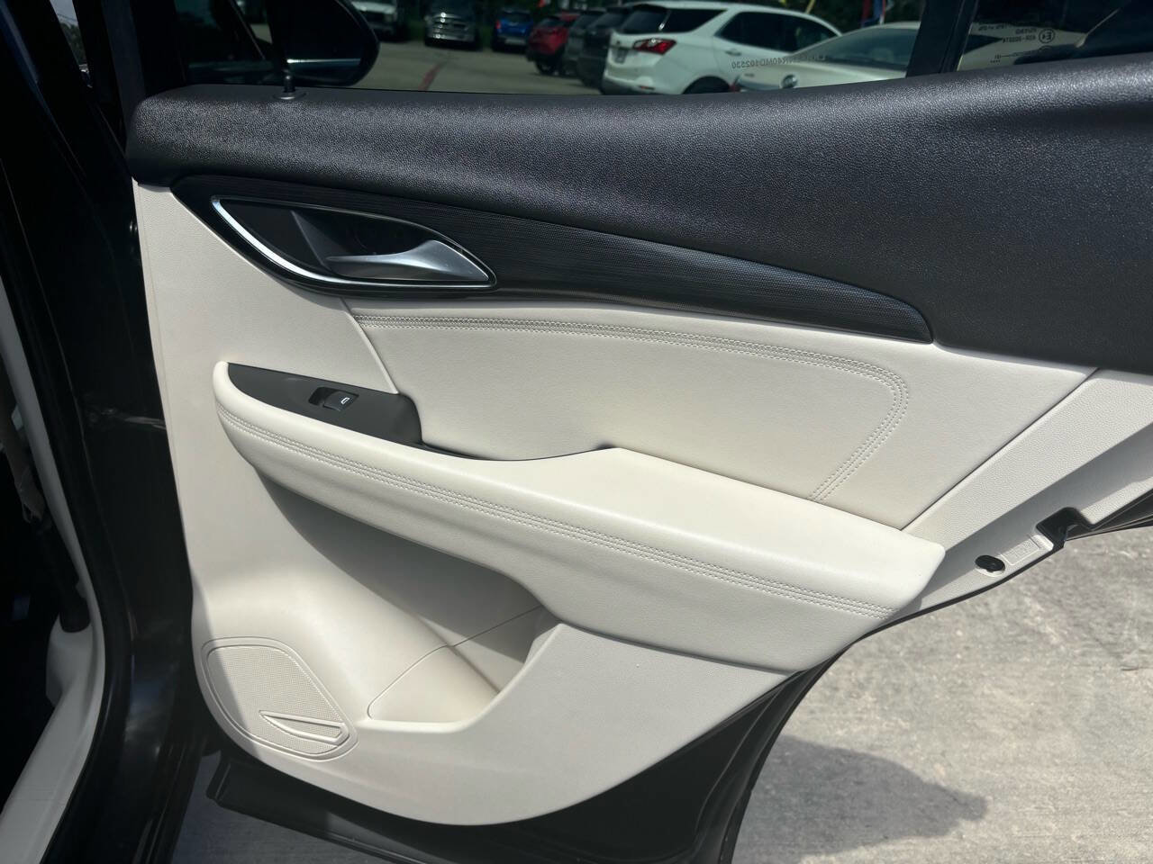 Used 2021 Buick Envision Essence FWD image 16