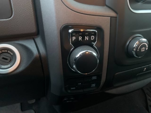 Used 2017 RAM 1500 Express AWD/4WD image 9