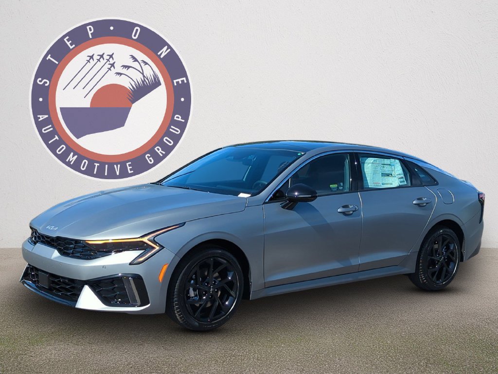 New 2027 Kia K5 GT-Line image 2