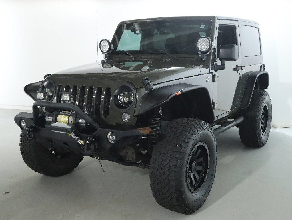 Used 2015 Jeep Wrangler Sport w/ Quick Order Package 24S AWD/4WD image 2
