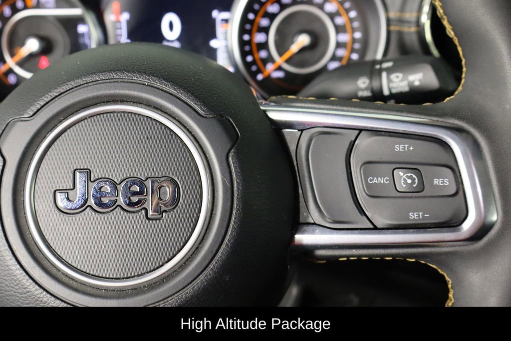 Used 2023 Jeep Gladiator Overland AWD/4WD image 10
