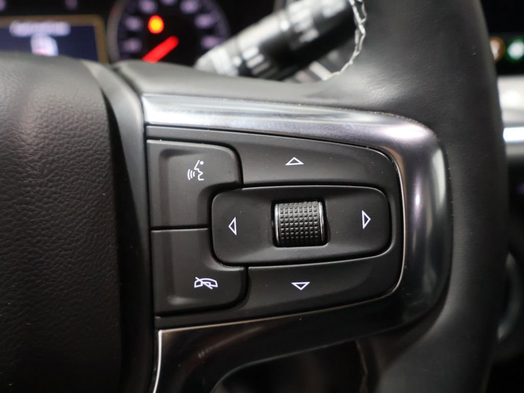 Used 2025 Chevrolet Blazer LT w/ Midnight/Sport Edition image 35