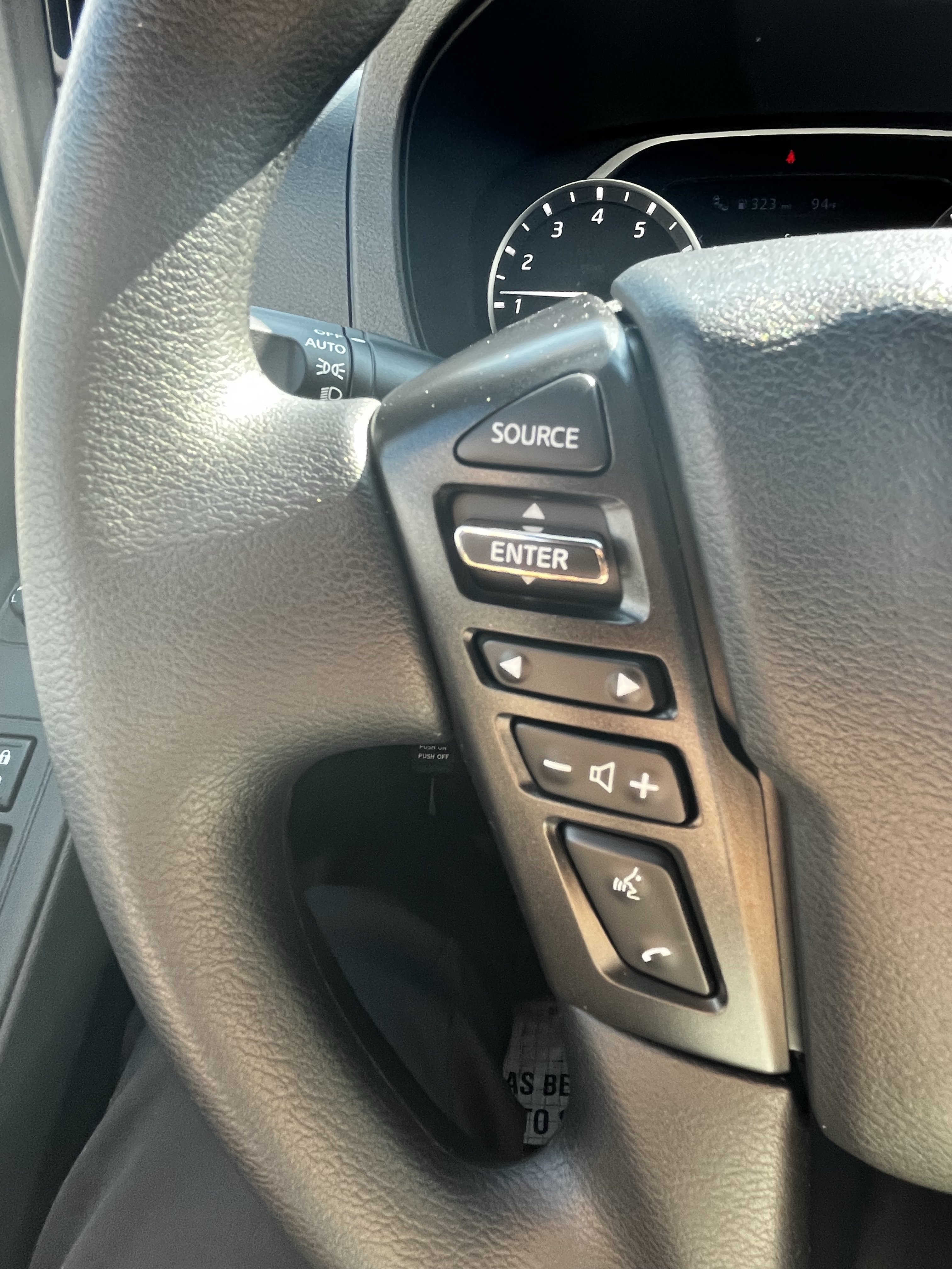 New 2026 Nissan Frontier SV w/ Tow Package AWD/4WD image 19