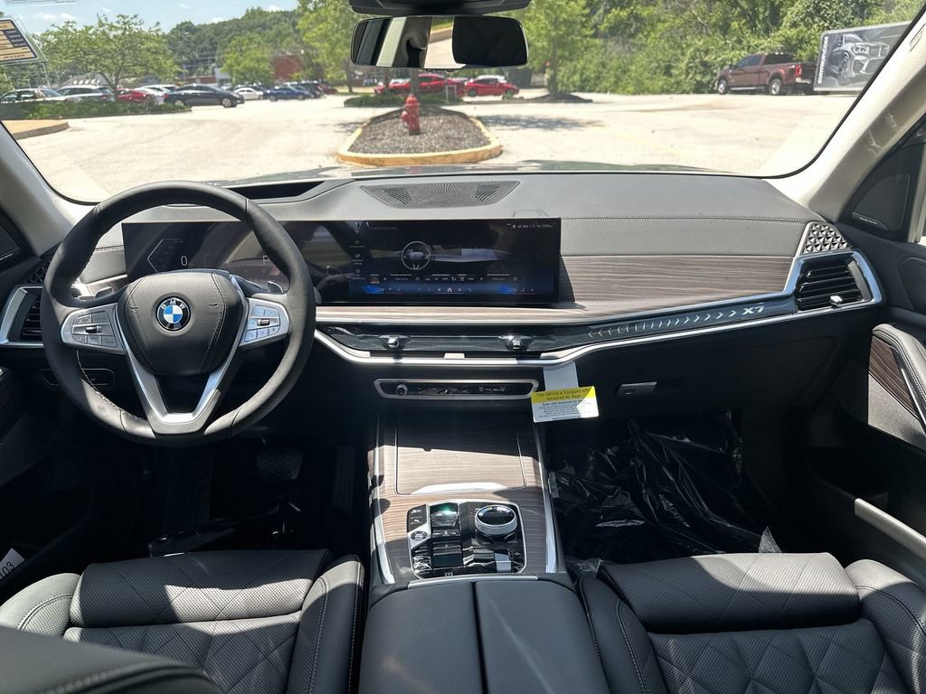 Certified 2026 BMW X7 xDrive40i image 27