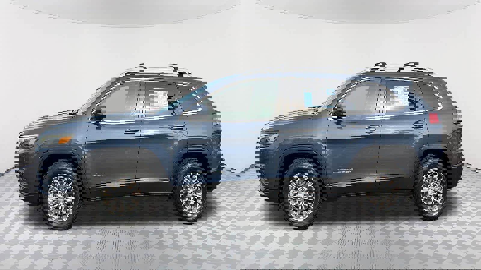 Used 2021 Jeep Cherokee Latitude Lux w/ Comfort/Convenience Group image 8