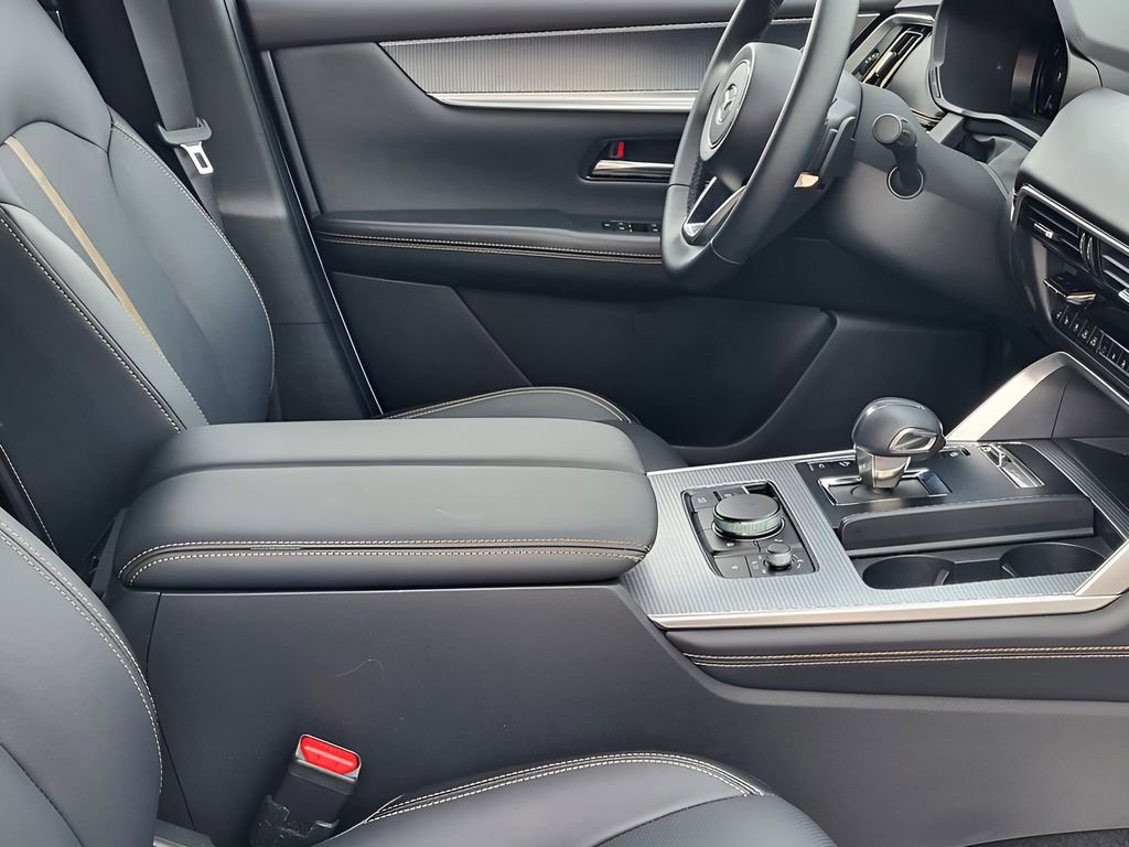 Used 2025 MAZDA CX-70 Plug-In Hybrid w/ Premium Plus image 24