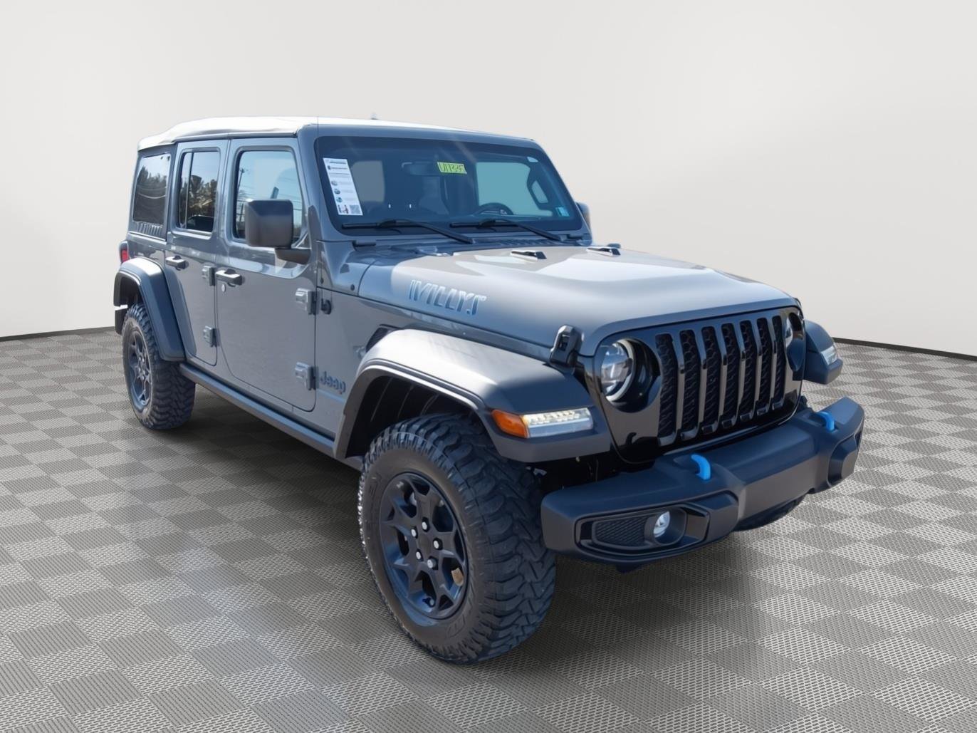 Used 2023 Jeep Wrangler Unlimited w/ Cold Weather Group AWD/4WD image 7