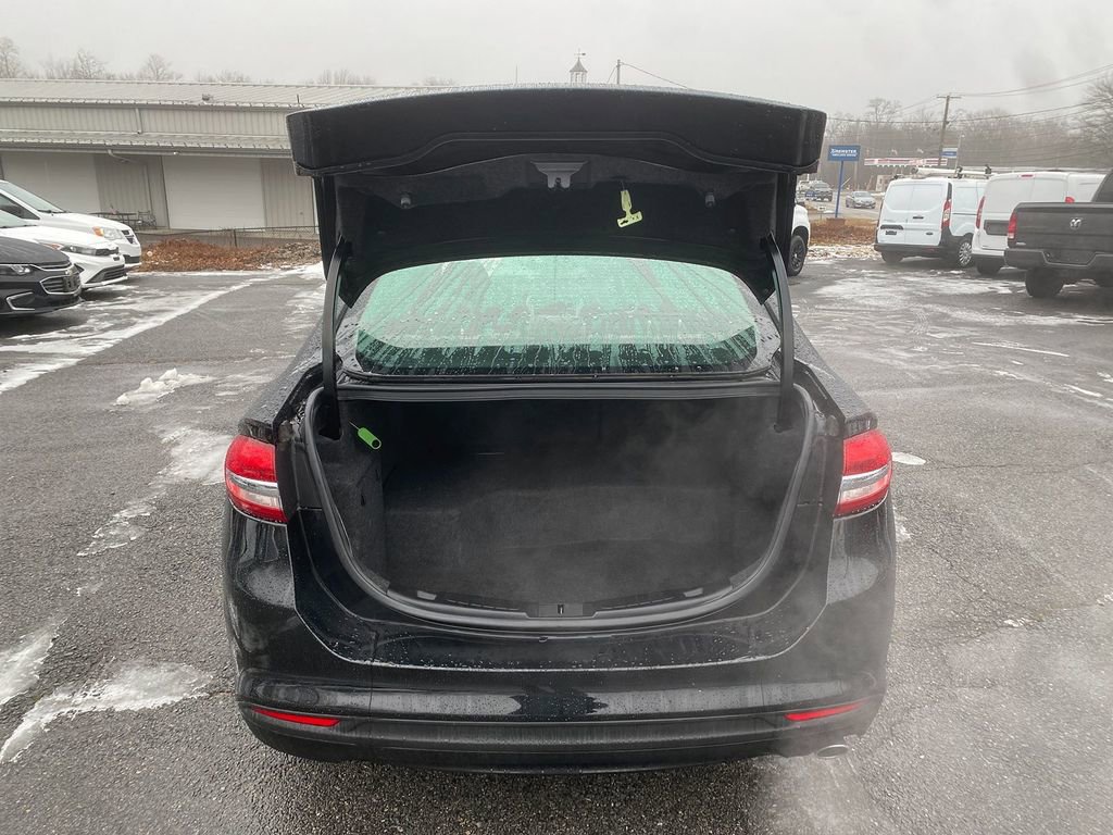 Used 2018 Ford Fusion S image 24