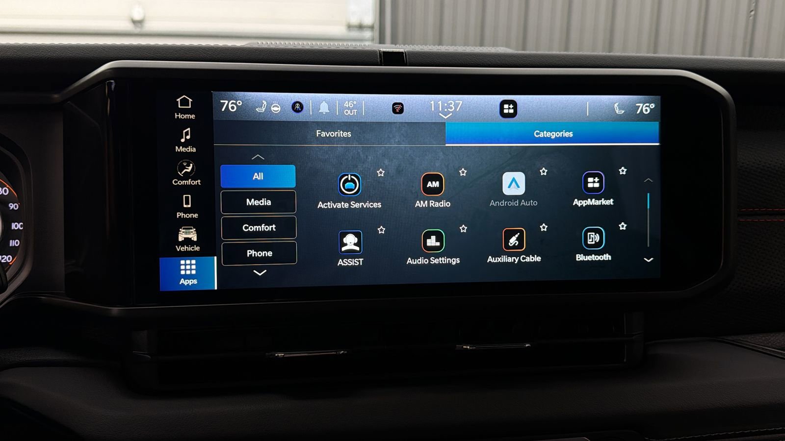 Used 2025 Jeep Wrangler Rubicon w/ Convenience Group image 30