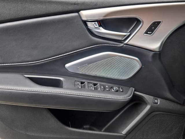Certified 2025 Acura RDX w/ Technology Package AWD/4WD image 30