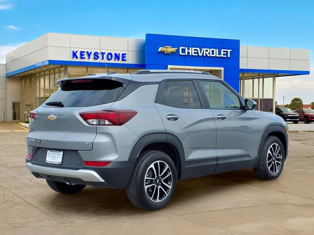 Used 2025 Chevrolet TrailBlazer LT FWD image 7