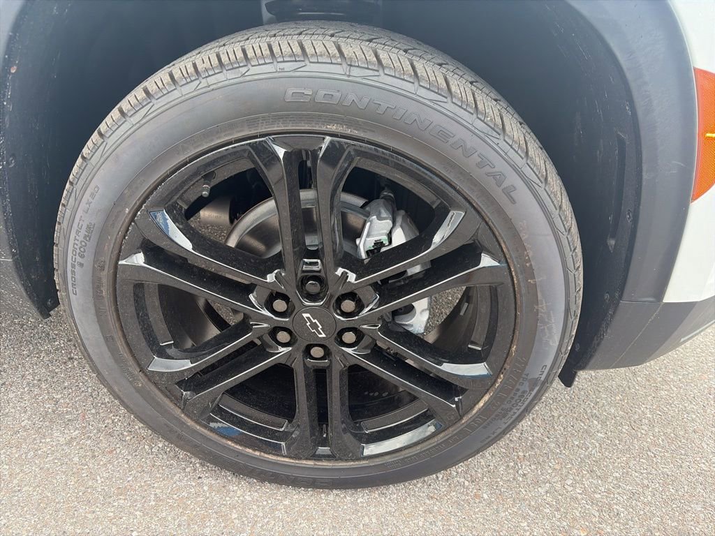 Certified 2026 Chevrolet Traverse LT FWD image 9