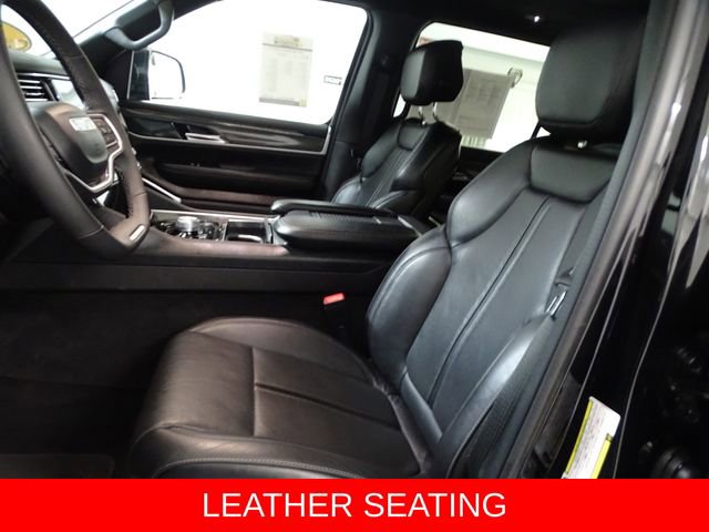 Certified 2022 Jeep Wagoneer Series III w/ Premium Group I image 2