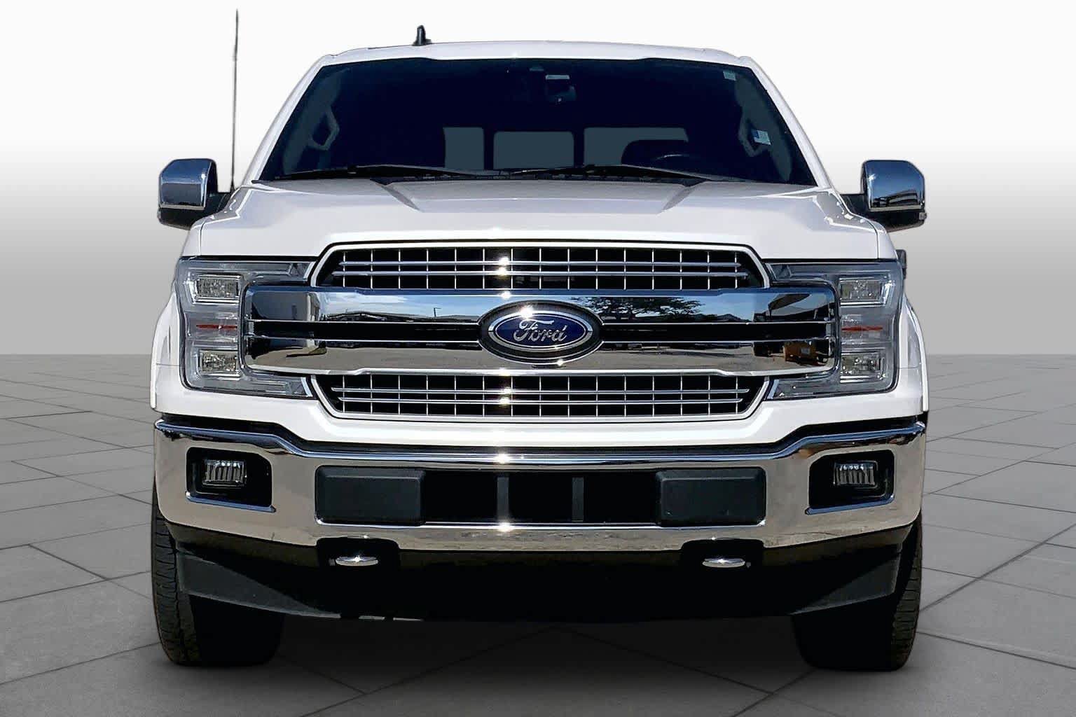 Used 2019 Ford F150 Lariat w/ Equipment Group 502A Luxury AWD/4WD image 4