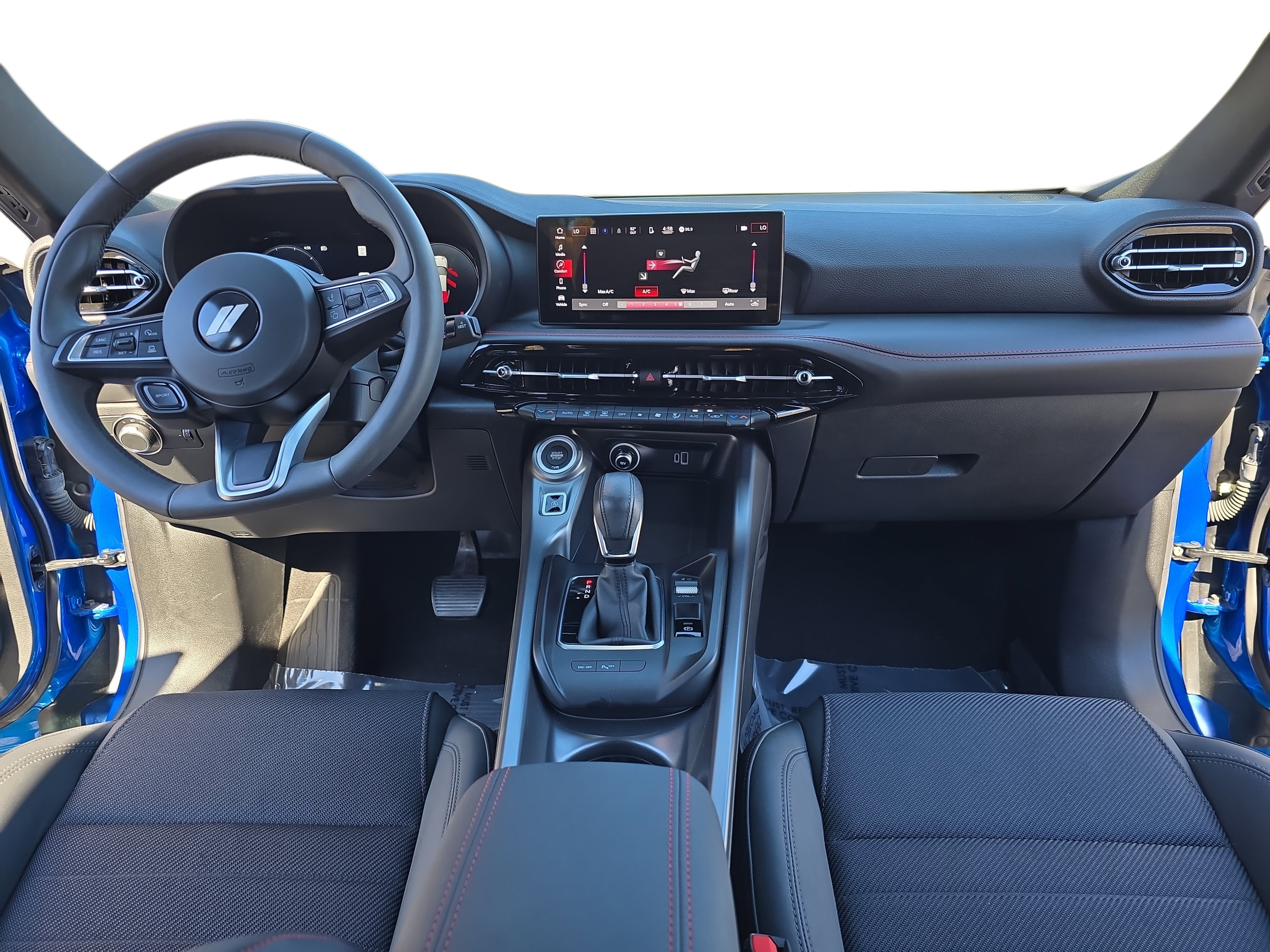 Used 2023 Dodge Hornet GT w/ GT Blacktop Package image 9